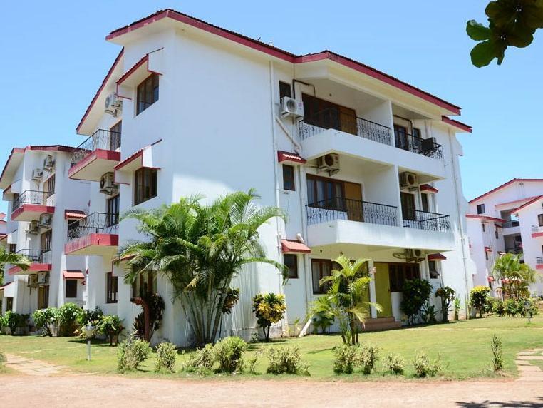 M N Resorts Baga Ngoại thất bức ảnh